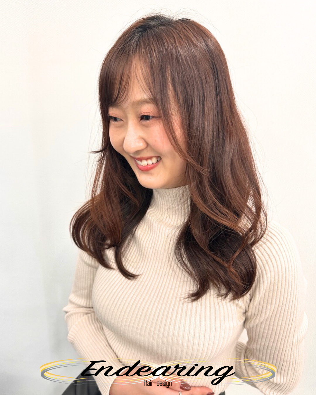 やわらかく軽やかな動きのあるセミロングレイヤースタイル🌿