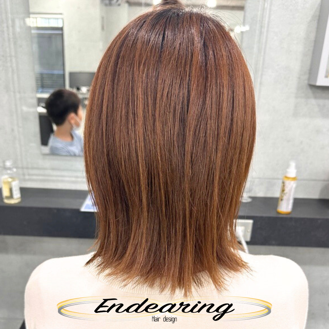 後頭部の丸み×くびれ外ハネボブ（10Lv サンドグレーベージュ） 【大人女性に人気の
