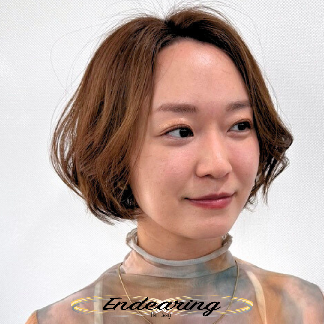 前髪長め×襟足ギリギリ｜女性らしさと抜け感を叶える大人ショートボブ