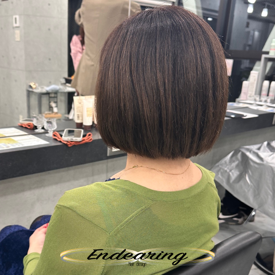 何もしてない風で、ちゃんと綺麗。ラテグレージュの内巻きボブ