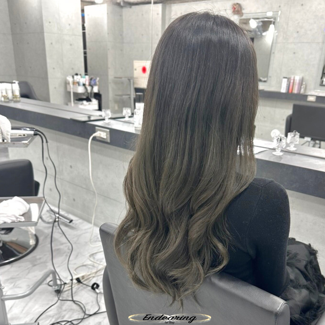 透明感オリーブベージュとは？赤み・オレンジみを抑える大人向けヘアカラー