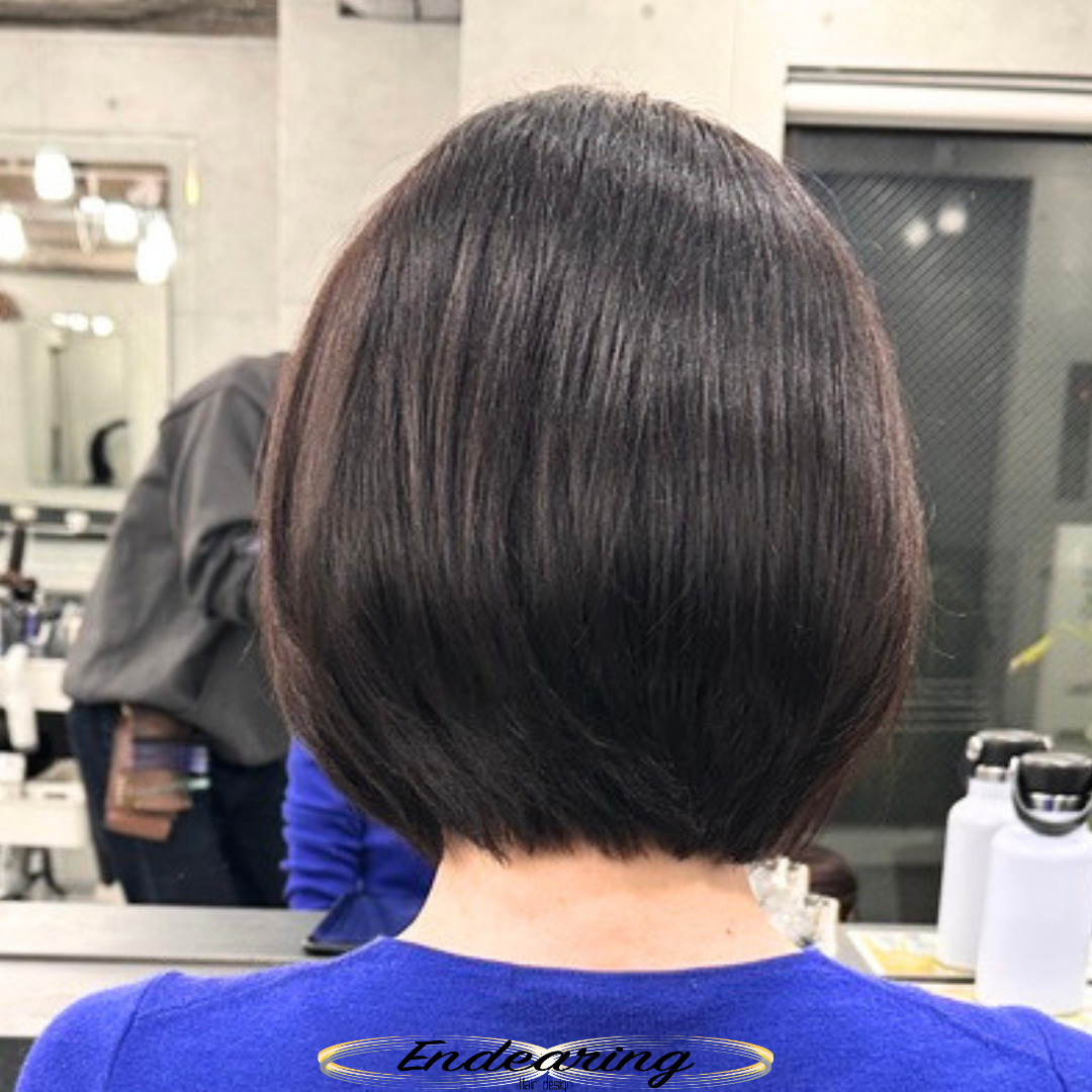 前下がりレイヤーボブで叶える軽さと女性らしさ｜顔まわりレイヤーで柔らかく見せる大人ボブ