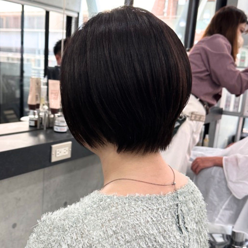 30代女性が今選ぶべき前下がりボブとは？短すぎないショートが支持される理由