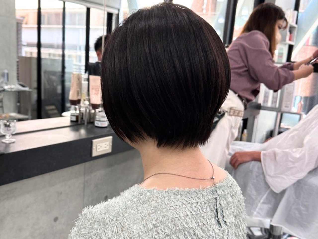 30代女性が今選ぶべき前下がりボブとは？短すぎないショートが支持される理由