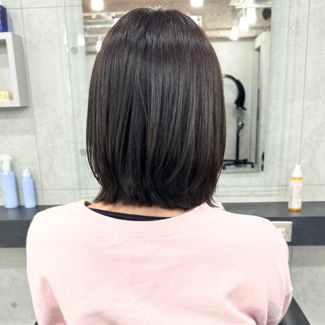 ミディアム前下がりボブは、扱いやすさ・上品さ・今っぽさを同時に叶える最適解
